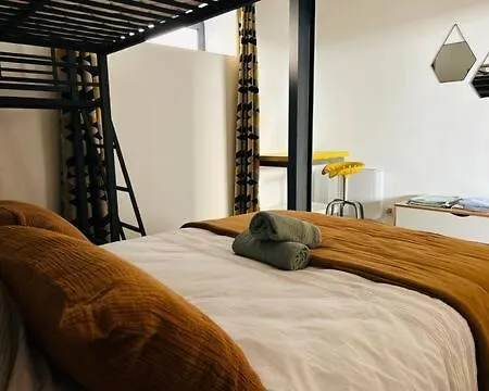 Le Loft Indus De Neuville- Futuroscope- Aquascope *